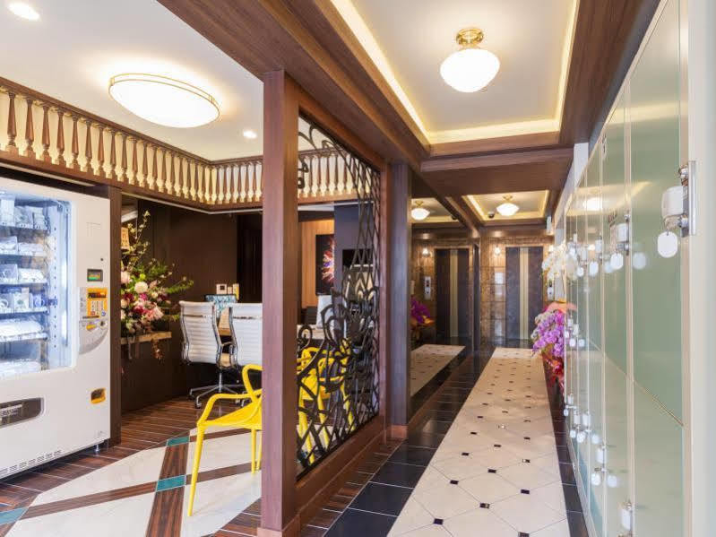 Kariyushi LCH. Premium Hotel Naha Bagian luar foto
